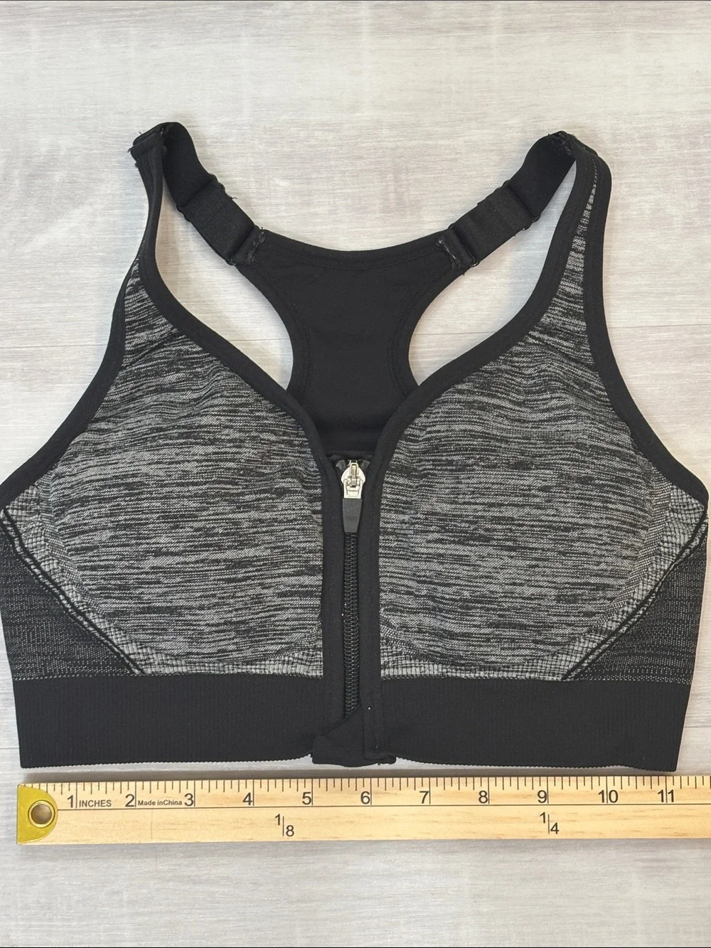 DSG Black and Gray Front-Zip Racerback Padded Sports Bra adjustable strap Small